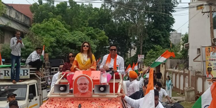 MPK कि तारिका सँग MLA कि तिरंगा रैली भाग्यश्री को मिला स्वागत सत्कार और लोगों का प्यार