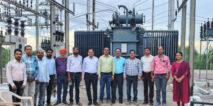 दुर्ग जिले के सात गाँव हुए जगमग 24 लाख की लागत से 3.15 एमव्हीए पॉवर ट्रांसफार्मर हुआ शुरु
