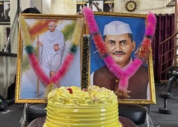 जय हनुमान व्यायाम शाला के खिलाड़ियों ने मनाया गांधी शास्त्री जयंती दिवस