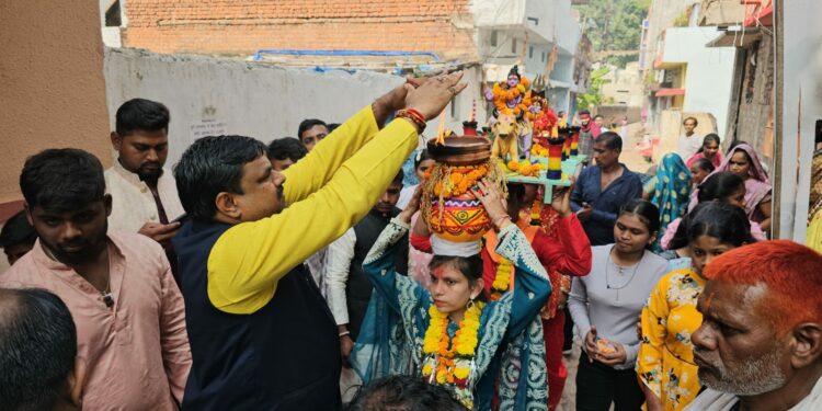 दुर्ग में गौरी गौरा पूजा की रही धूम