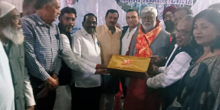 वरिष्ठों के सम्मान का हुआ आयोजन