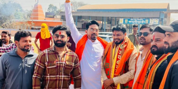 चरोदा पहुंचे भाजयुमो प्रदेश अध्यक्ष राहुल का युवा नेताओं ने किया भव्य स्वागत