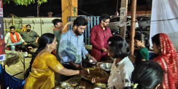 चरोदा के प्रसिद्ध दक्षिण मुखि हनुमान मंदिर में दिखी श्रद्धालुओं की भीड़