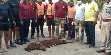 महमरा एनीकट में नहाते समय तेज बहाव में बहा 22 वर्षीय युवक